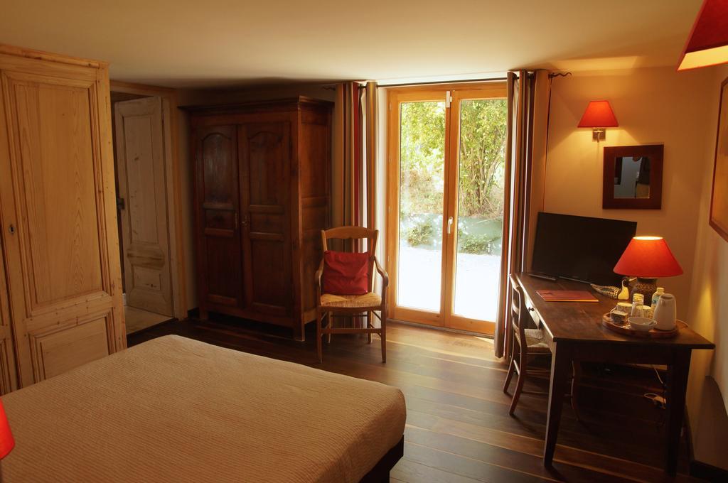 Bed and Breakfast Le Grand Noe Roisey Exteriér fotografie